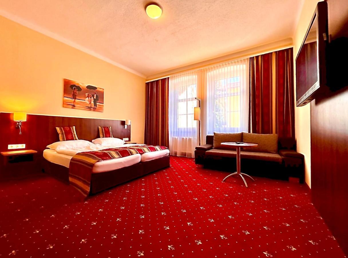 אפרטהוטל גמונד Residenz Royal מראה חיצוני תמונה