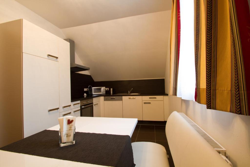 אפרטהוטל גמונד Residenz Royal חדר תמונה